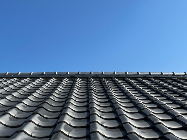 屋根材の種類と寿命|注文住宅で失敗しない選び方